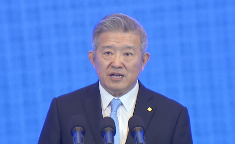 泰康董事长陈东升:当前正处在AI、生命科学革命前沿,叠加长寿时代来临,人类社会将迎来深刻变革 泰康董事长陈东升:当前正处在AI、生命科学革命前沿,叠加长寿时代来临,人类社会将迎来深刻变革