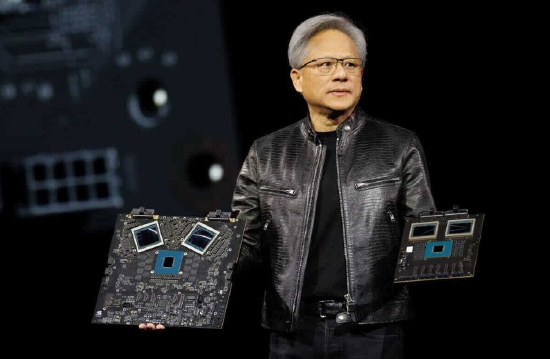 英伟达要求台积电扩大50%晶圆产能 Blackwell需求暴涨