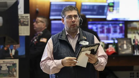 午盘：美股维持涨势 道指上涨150点