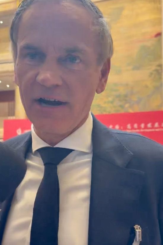 对话大众汽车奥博穆：对与小鹏的合作感到非常满意